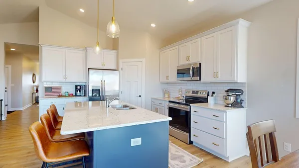 $525,000 | 2018 Douglas Trail Dr Pine Island Southeast, Pine Island, MN 55963