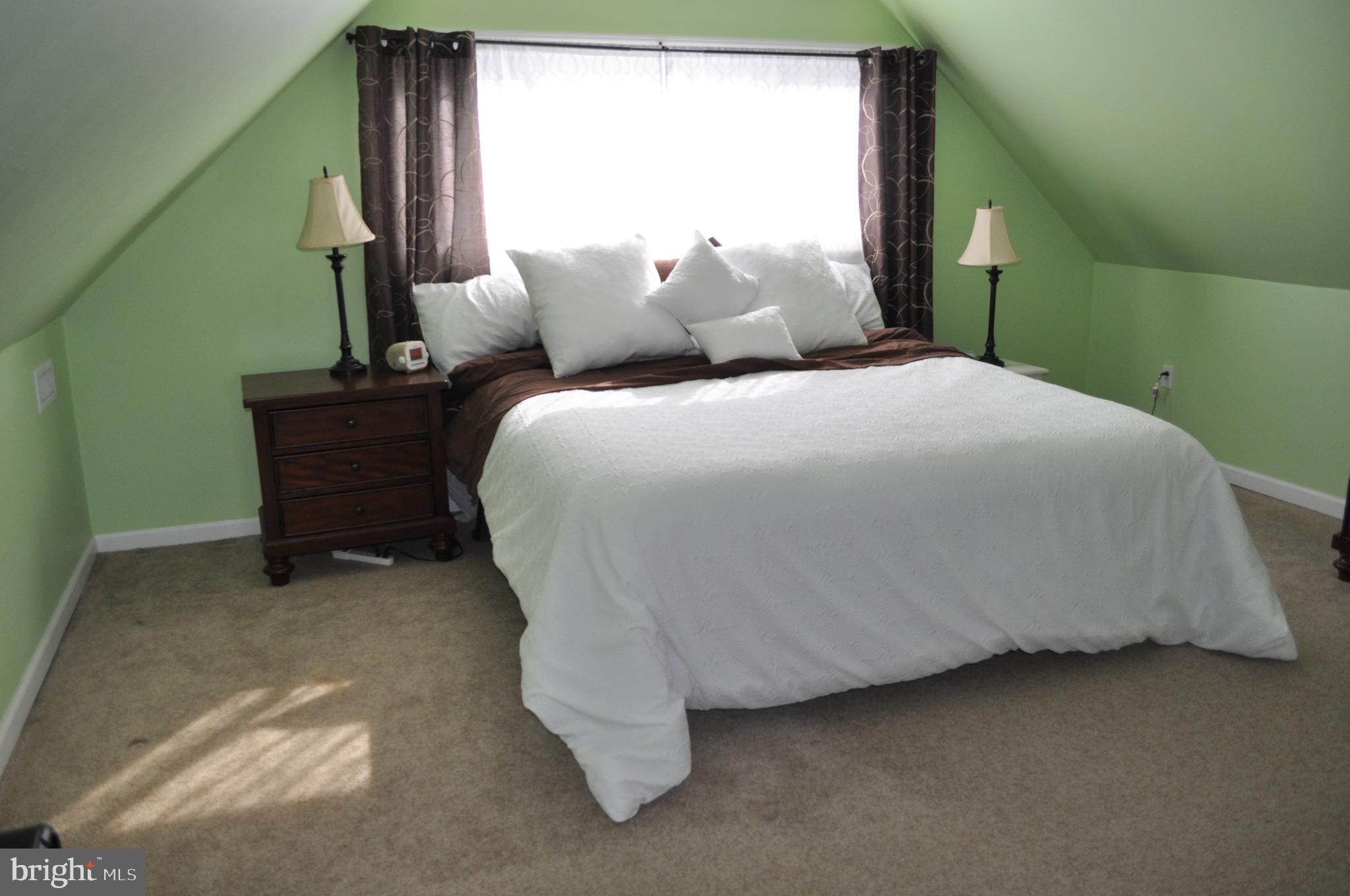 8 Curry Hill Road Levittown, PA 19057 - Photo 12 of 15 Large master bedroom with custom closet