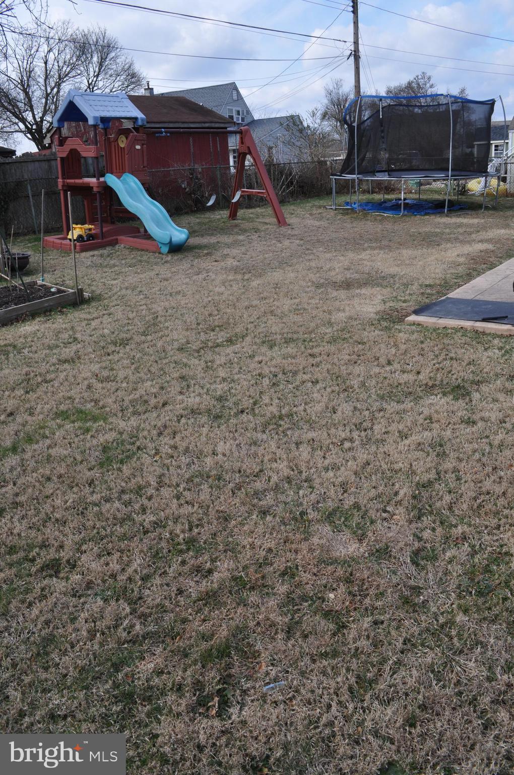 8 Curry Hill Road Levittown, PA 19057 - Photo 15 of 15 Large spacious backyard with large patio