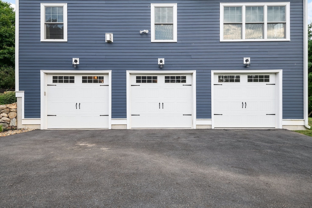 146 Haggetts Pond Road Andover, MA 01810 - Photo 35 of 40 Gallery Image 35