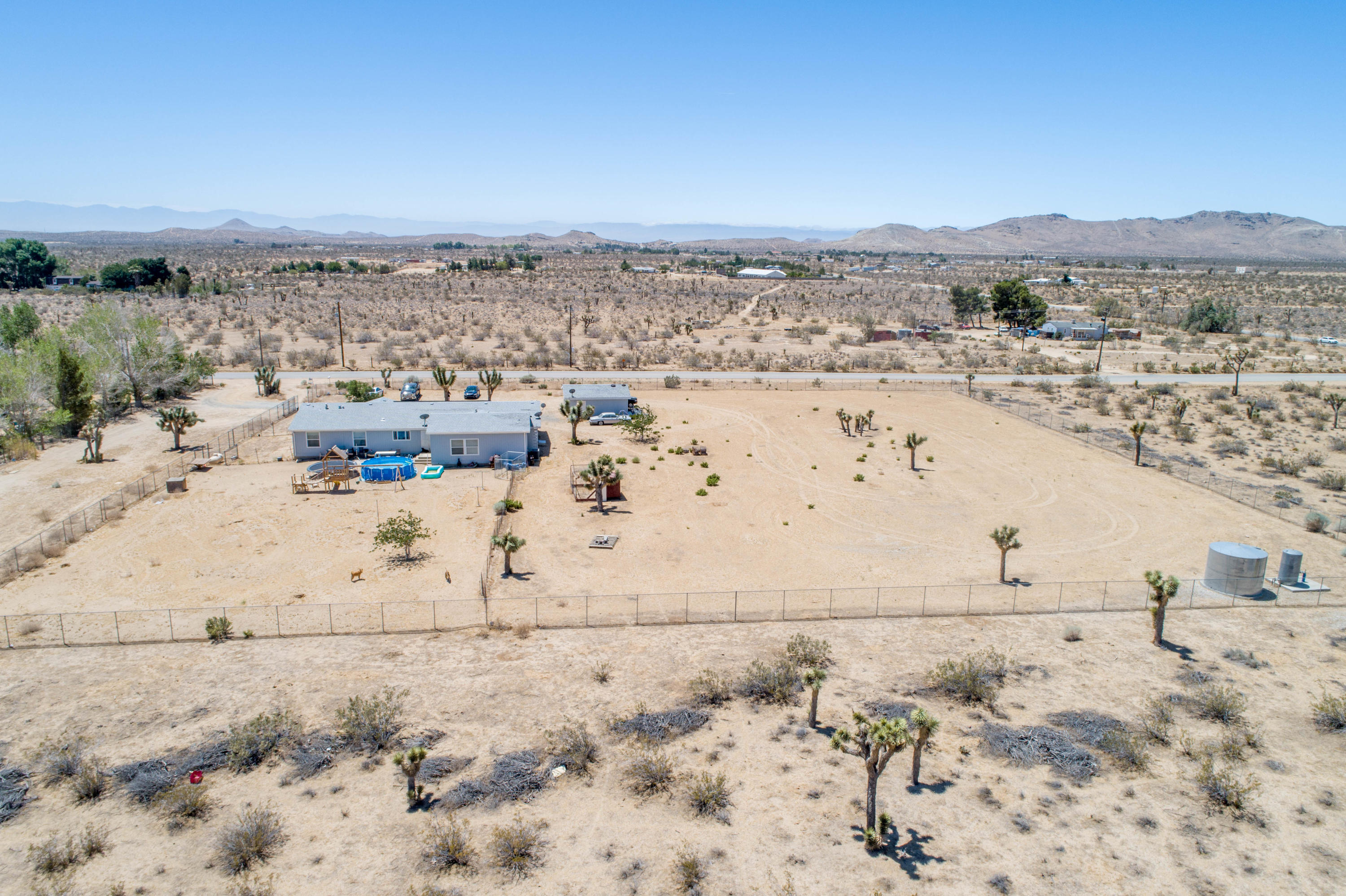 4403 Backus Road Mojave, CA 93501 - Photo 30 of 35 a view of ocean and mountain