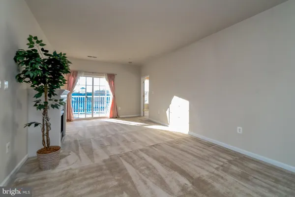 a view of livingroom with entryway