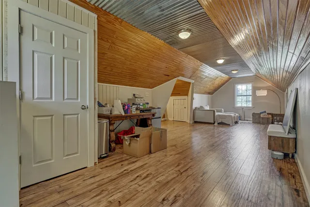 a view of a livingroom with furniture and a livingroom