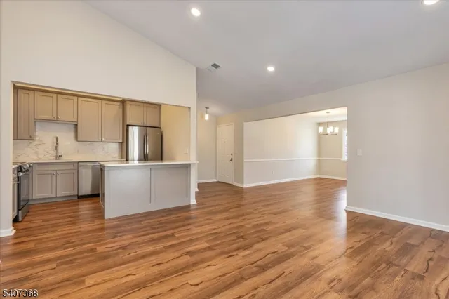 $489,000 | 62 Smithfield Court, Bernards, NJ 07920