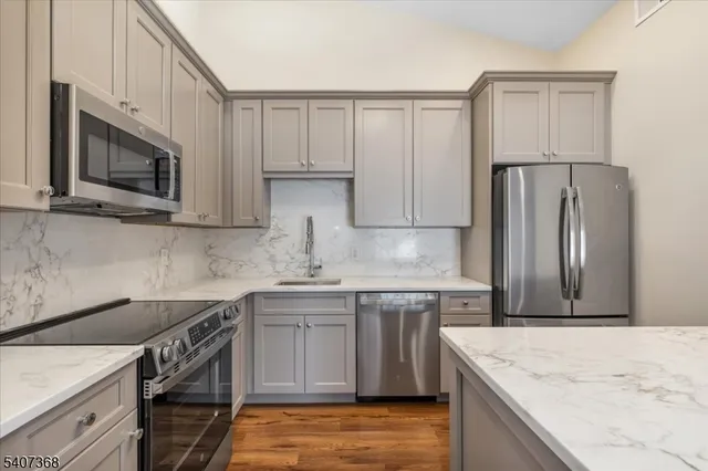 $489,000 | 62 Smithfield Court, Bernards, NJ 07920