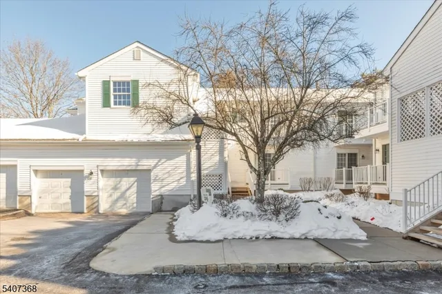 $489,000 | 62 Smithfield Court, Bernards, NJ 07920