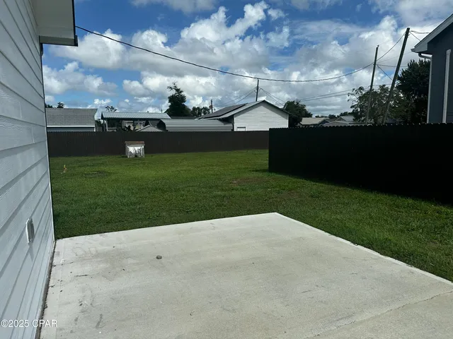 $1,700 | 1122 Oak Avenue, Panama City, FL 32401