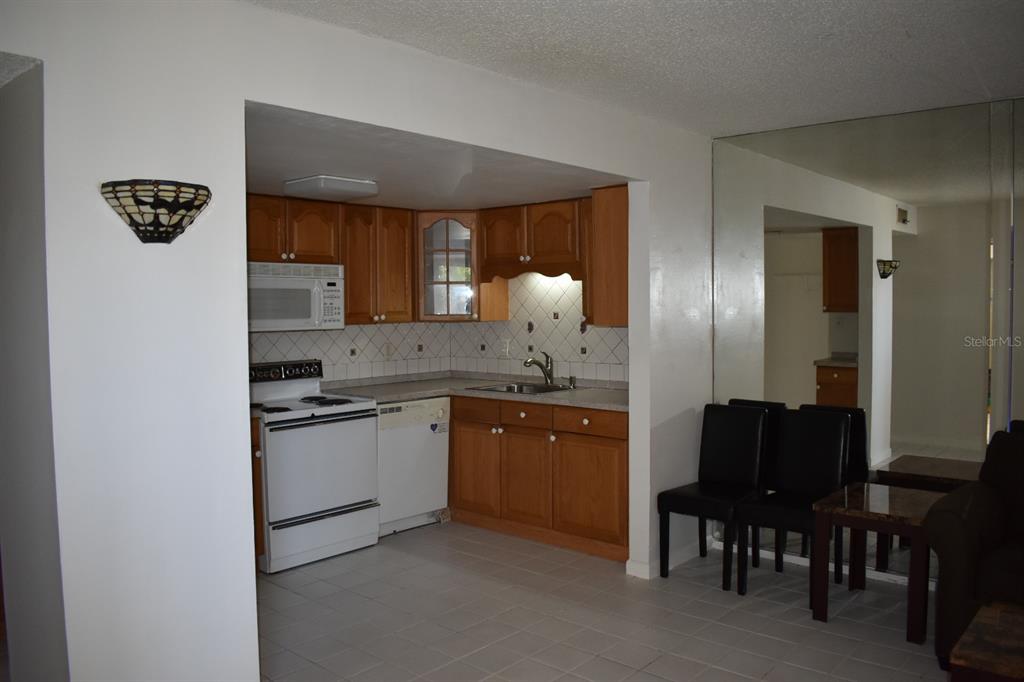 7701 Starkey Road, Unit 313 Seminole, FL 33777 - Photo 12 of 58