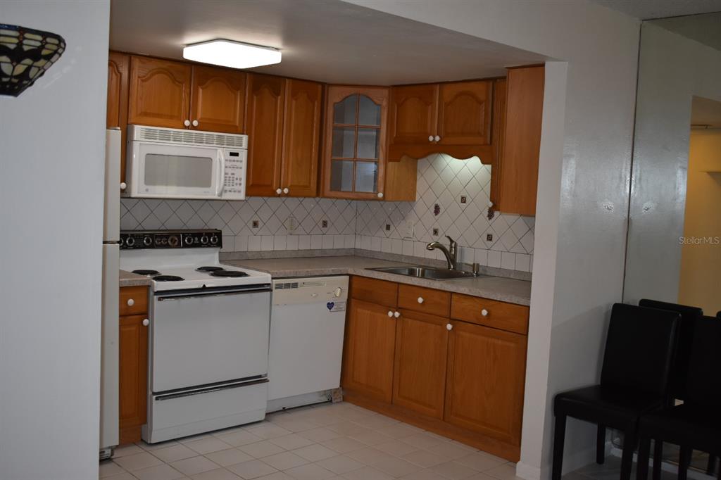 7701 Starkey Road, Unit 313 Seminole, FL 33777 - Photo 2 of 58