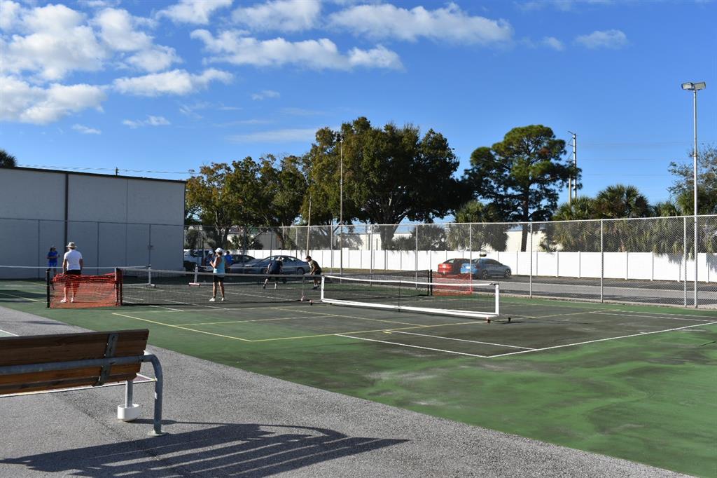 7701 Starkey Road, Unit 313 Seminole, FL 33777 - Photo 43 of 58