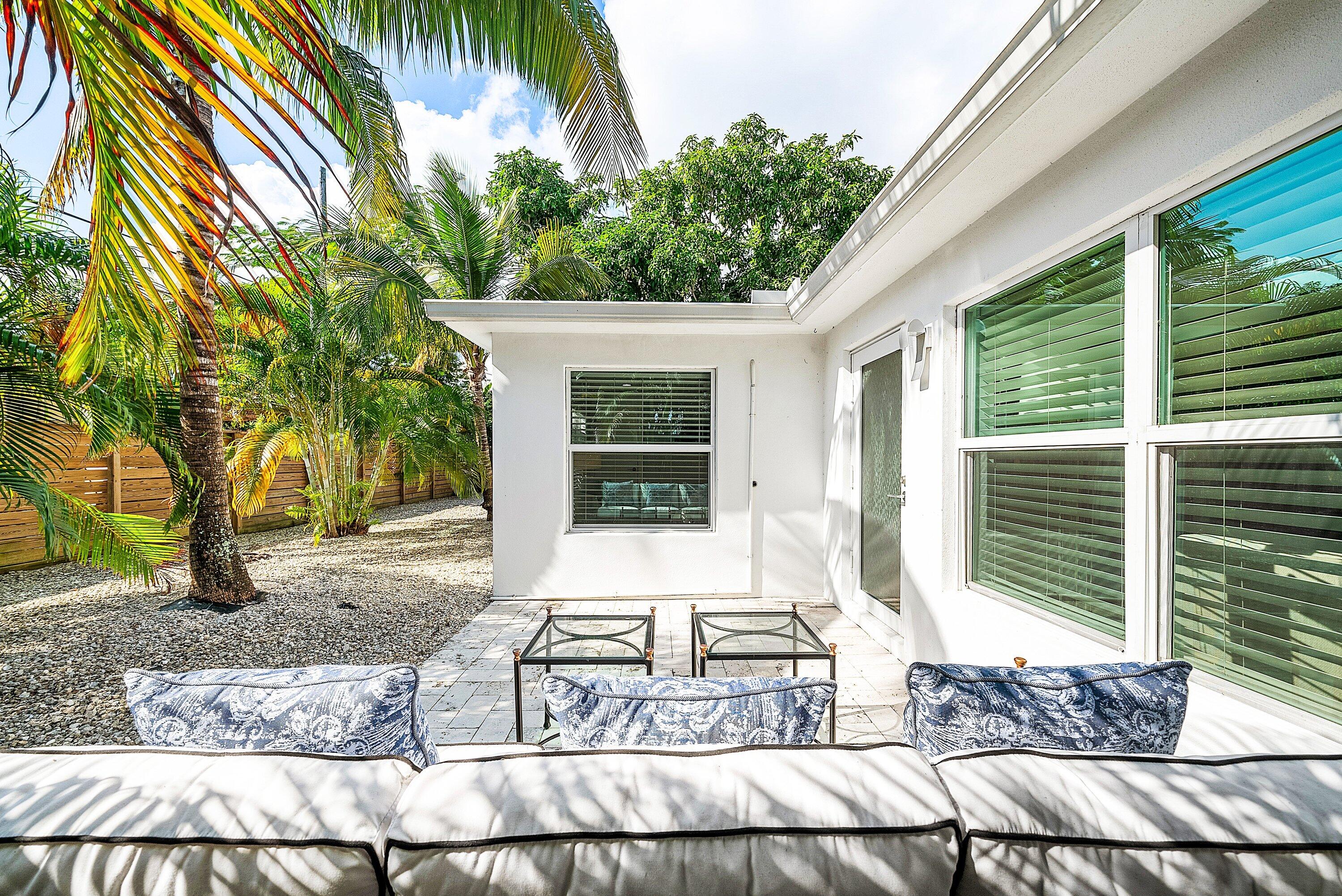 226 Northeast 5th Street, Unit 2 Delray Beach, FL 33444 - Photo 21 of 30 Unit 2