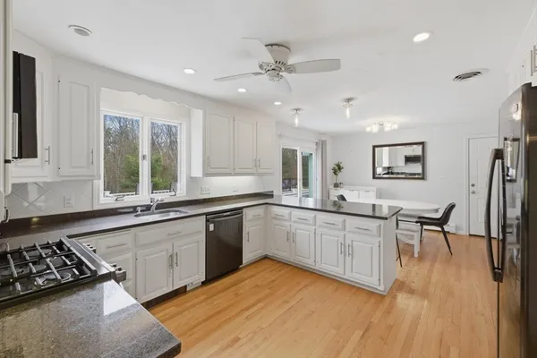 $1,049,900 | 12 Patriot Drive, Walpole, MA 02071