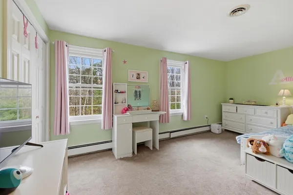 $1,049,900 | 12 Patriot Drive, Walpole, MA 02071
