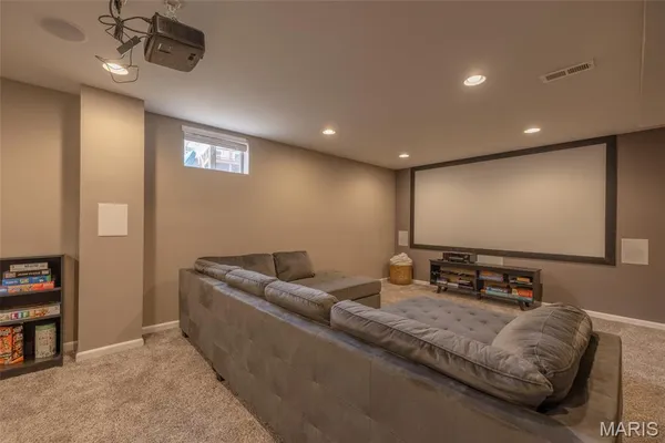 $305,000 | 539 Country Cir Drive, Lake St. Louis, MO 63367