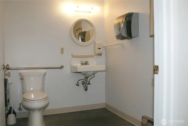 $74,950 | 9050 Seward Park Avenue South, Unit 29, Seattle, WA 98118