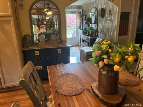 1661 Old Country Road, Unit 383 Riverhead, NY 11901 - Photo 5 of 29