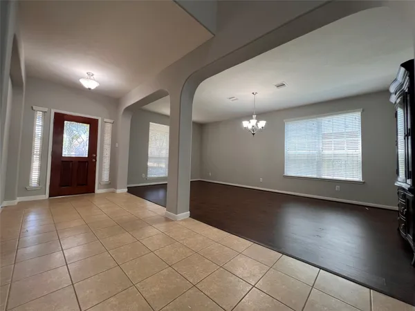 $2,480 | 6102 City Shores Lane, Katy, TX 77494