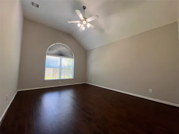 $2,480 | 6102 City Shores Lane, Katy, TX 77494