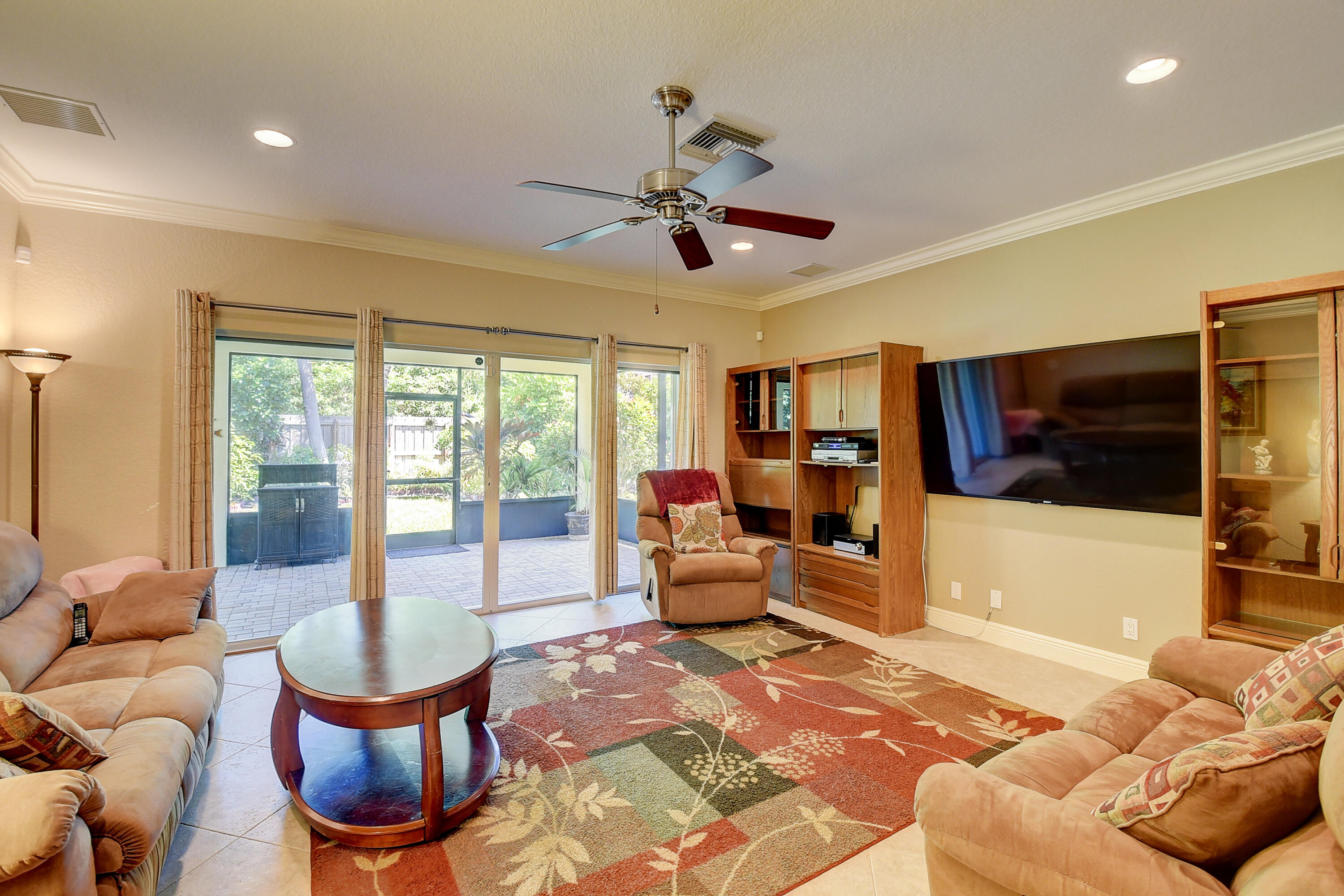 215 Gulfstream Boulevard Boynton Beach, FL 33435 - Photo 17 of 39 a living room with furniture or outdoor view and a large window