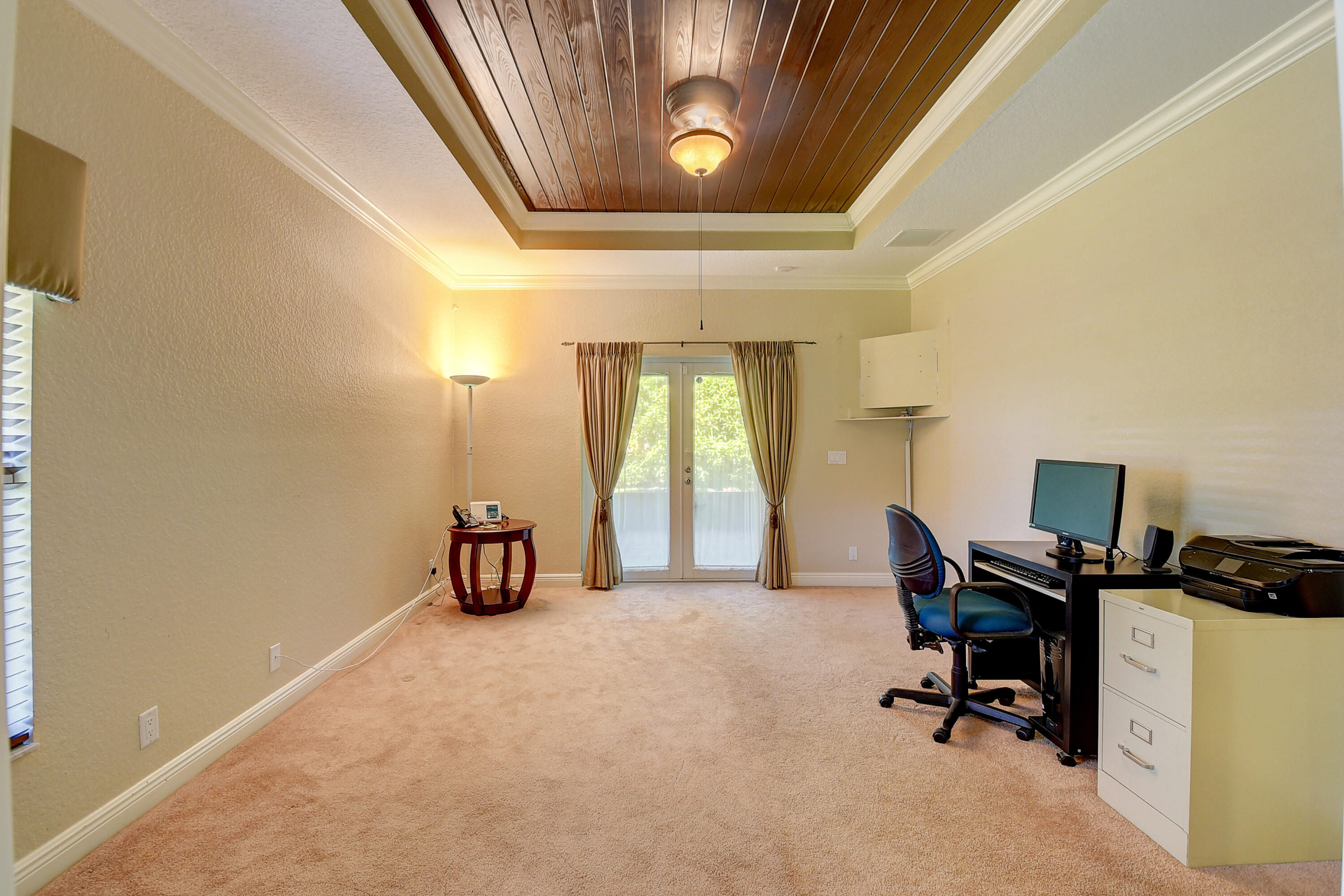 215 Gulfstream Boulevard Boynton Beach, FL 33435 - Photo 22 of 39 a view of a room with gym equipment