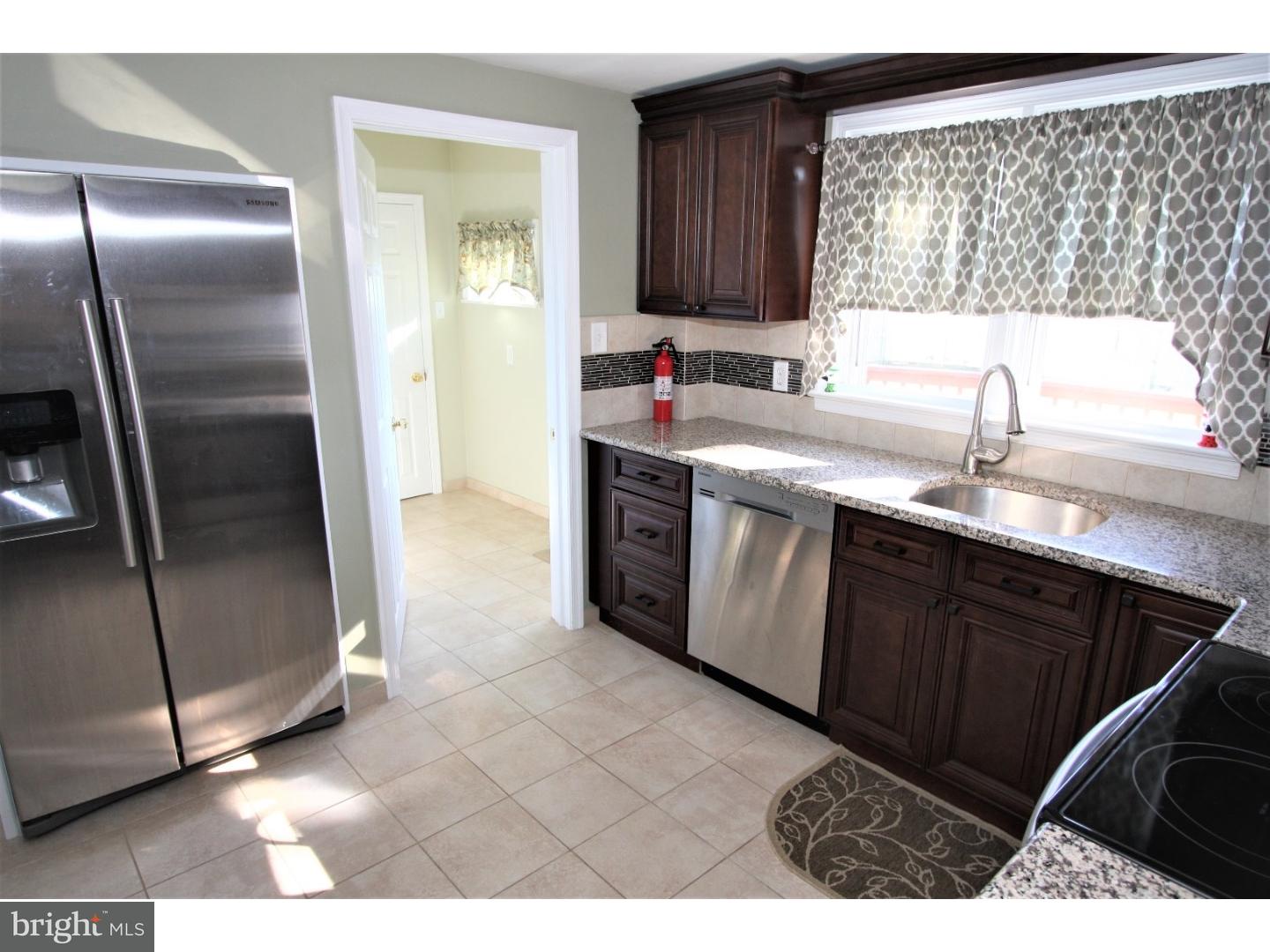 11 Upland Road Brookhaven, PA 19015 - Photo 5 of 19 Gallery Image 5