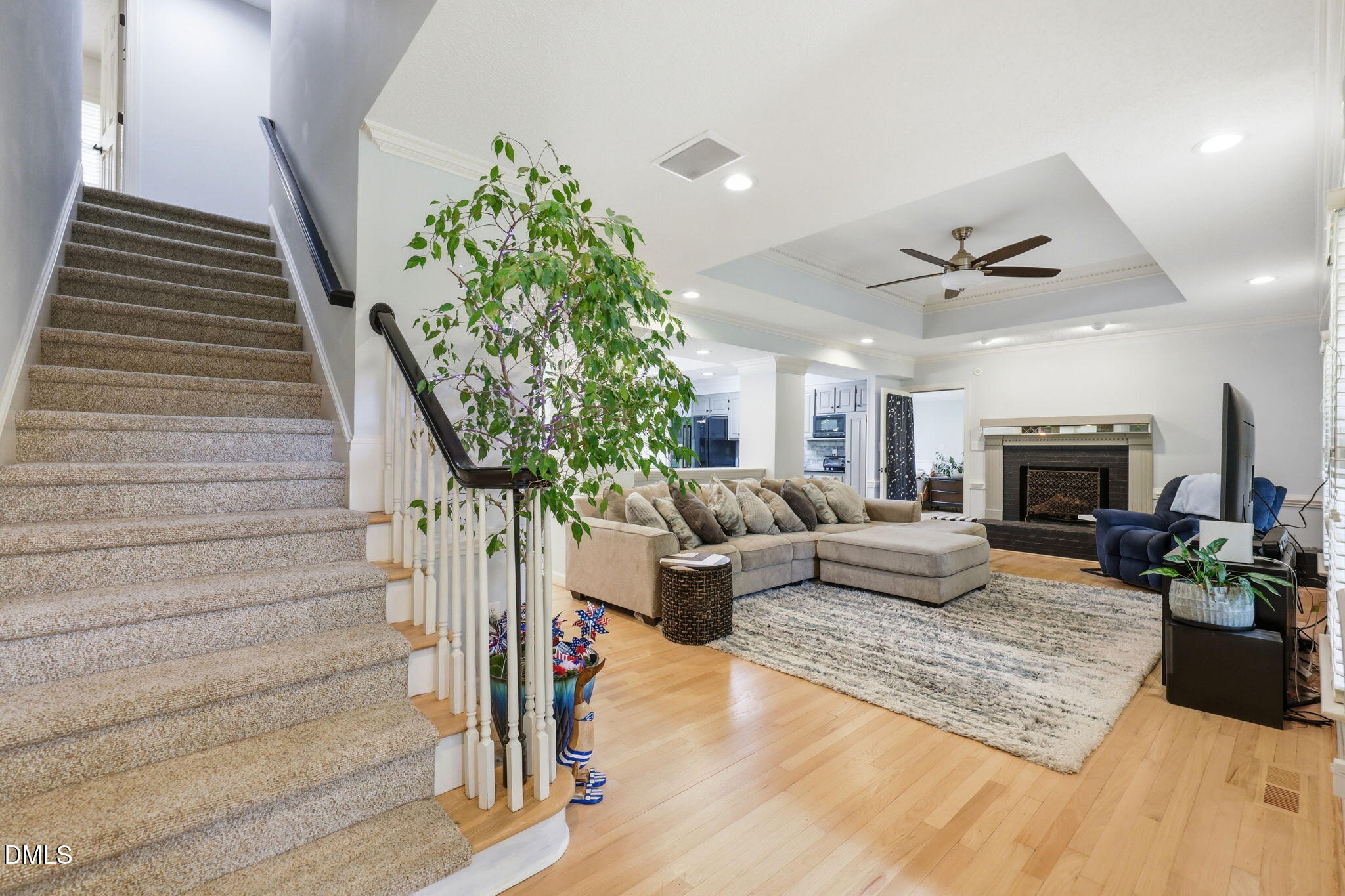 5516 Den Heider Way Raleigh, NC 27606 - Photo 7 of 33 44-web-or-mls-IMG_4800