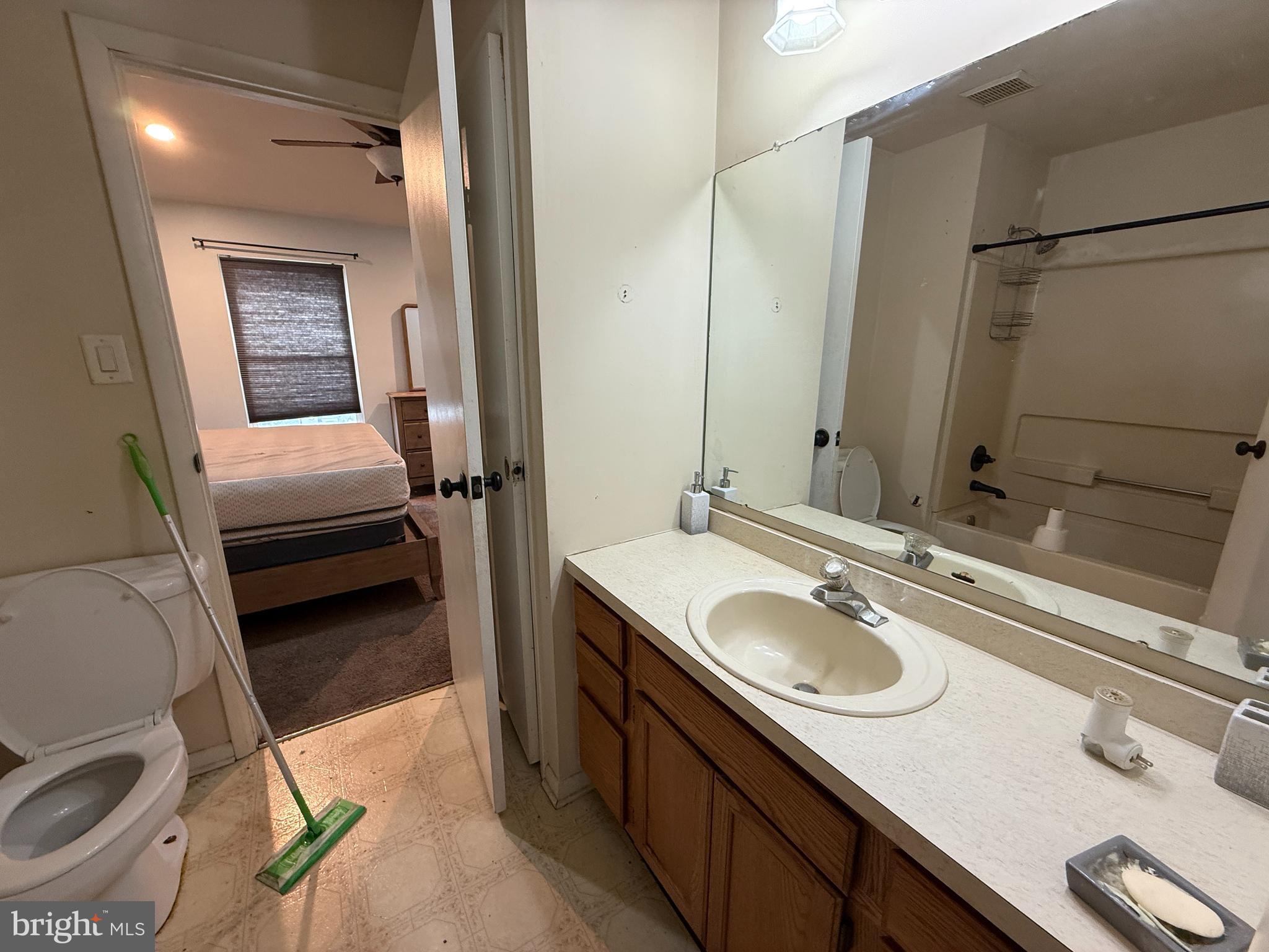 93 Grant Lane Berlin, NJ 08009 - Photo 14 of 18