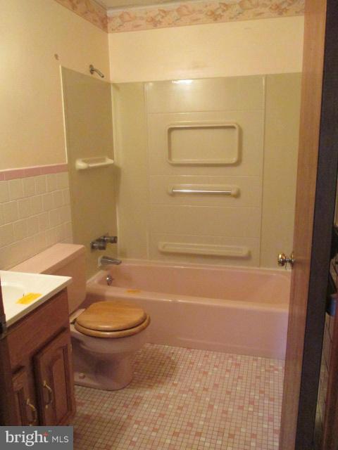 1807 Philadelphia Road Joppa, MD 21085 - Photo 21 of 26 Bath