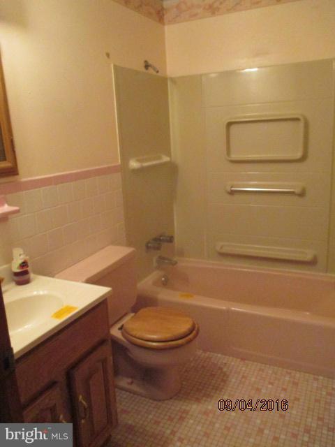 1807 Philadelphia Road Joppa, MD 21085 - Photo 24 of 26 Bath