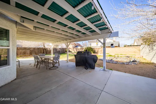 $520,000 | 3525 West Ave J 3, Lancaster, CA 93536