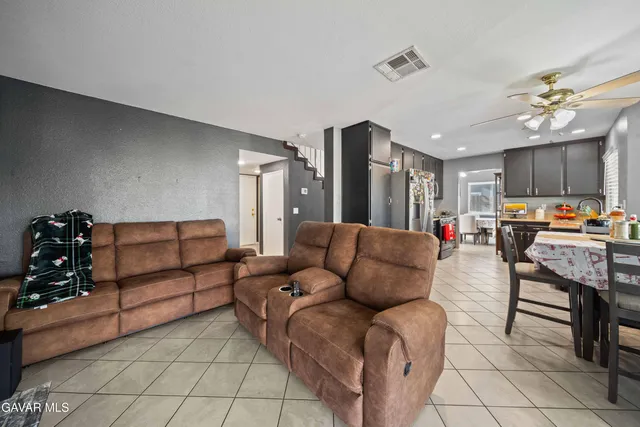 $520,000 | 3525 West Ave J 3, Lancaster, CA 93536