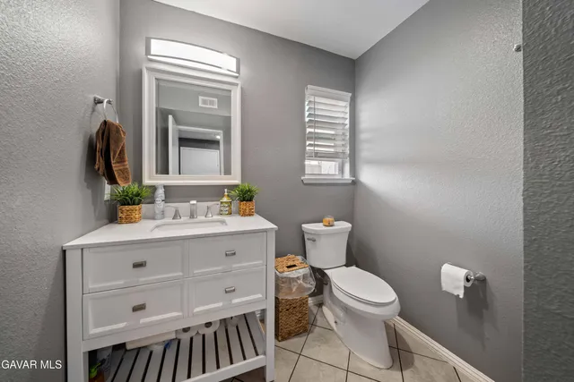 $520,000 | 3525 West Ave J 3, Lancaster, CA 93536