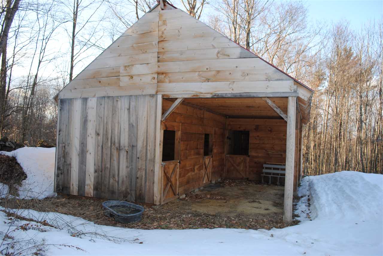327 Stockbridge Corner Road Alton, NH 03809 - Photo 6 of 24