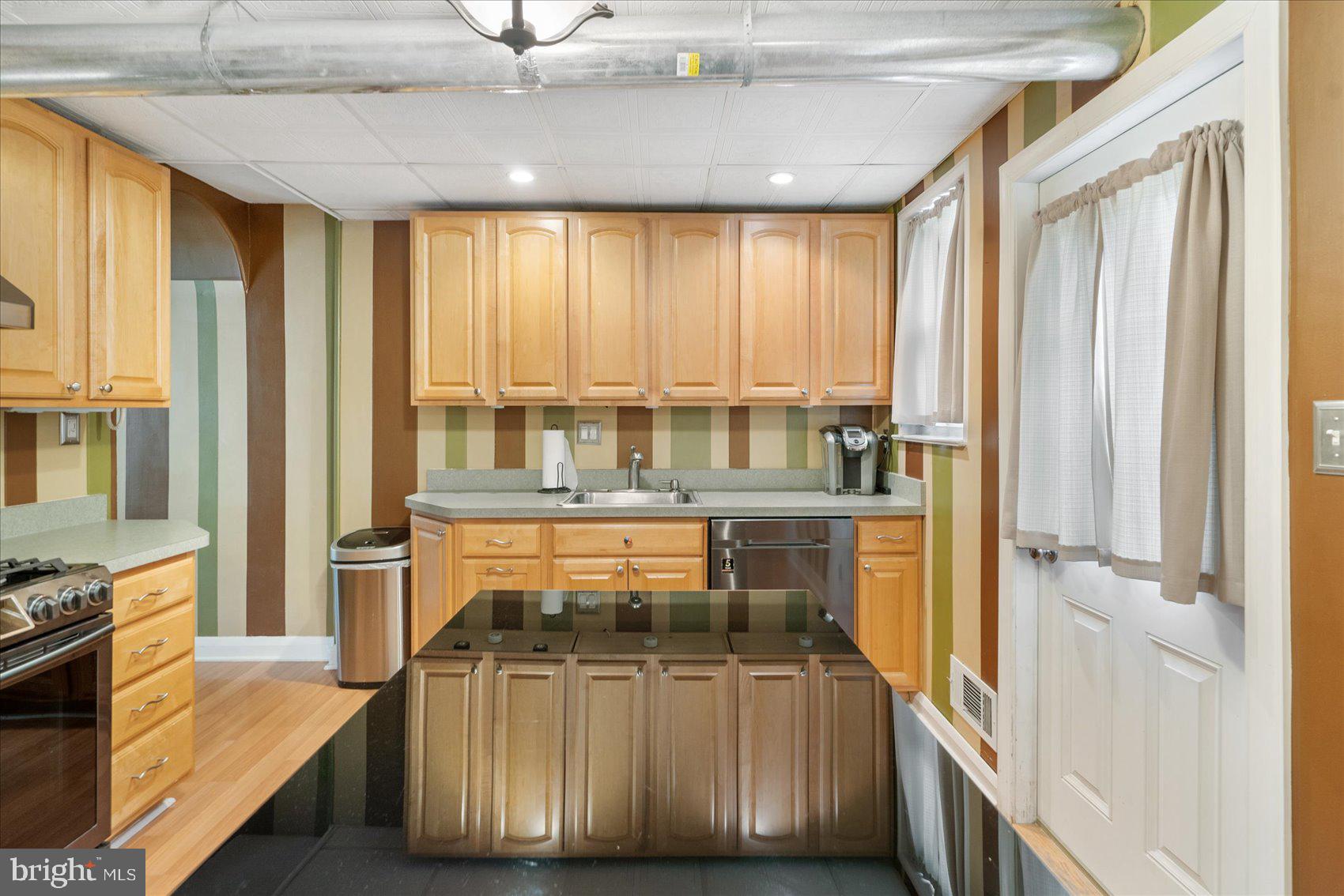 1637 Naturo Road Towson, MD 21286 - Photo 12 of 34
