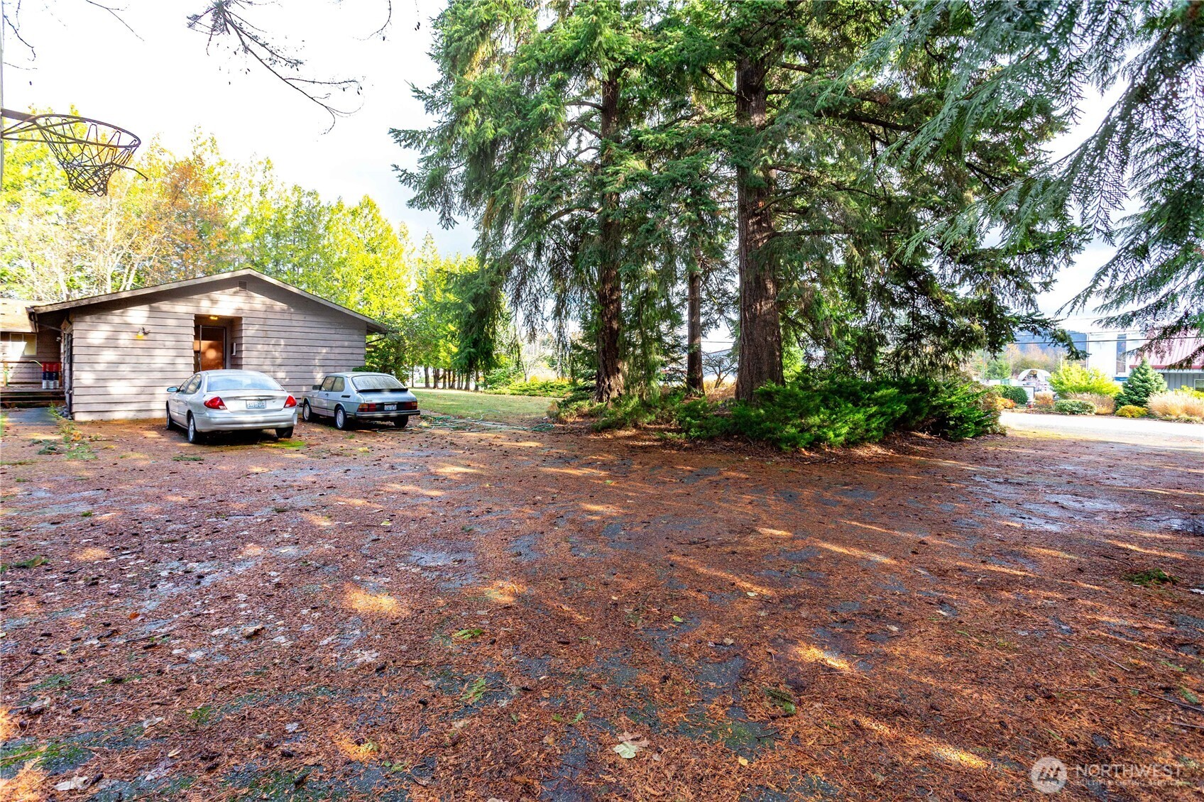 4045 Iron Gate Road Bellingham, WA 98226 - Photo 9 of 35 Gallery Image 9