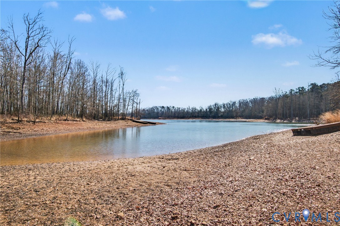 475 Dove Road Boydton, VA 23917 - Photo 31 of 45 a view of lake