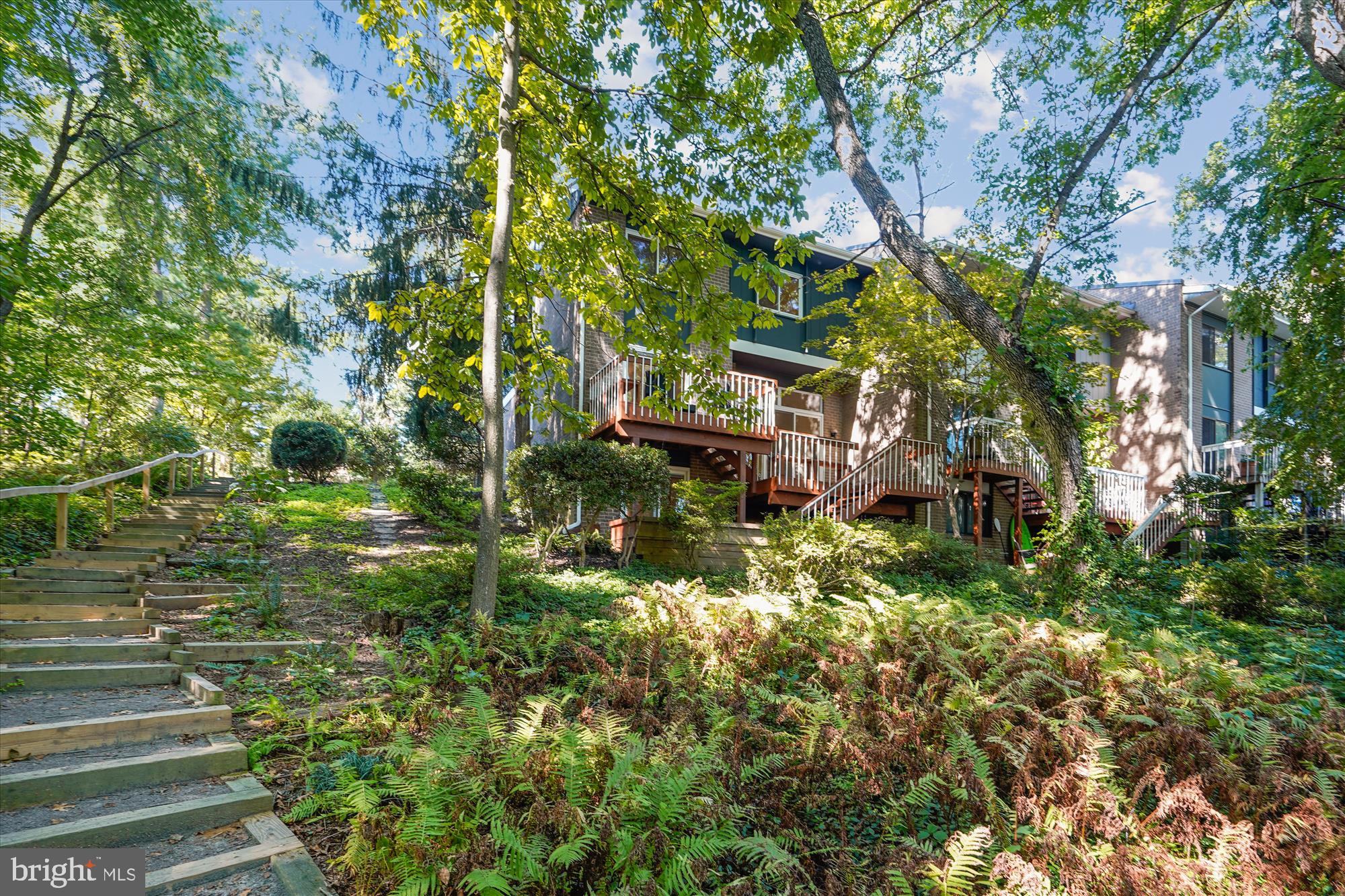 11346 Orchard Lane Reston, VA 20190 - Photo 35 of 54 Back Elevation
