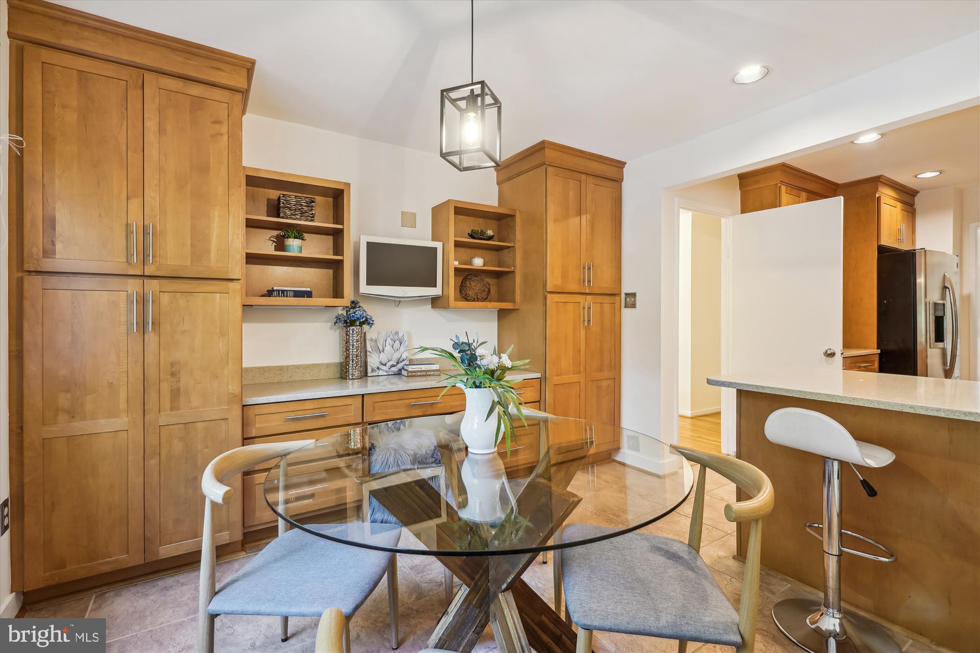 11346 Orchard Lane Reston, VA 20190 - Photo 8 of 54 Breakfast Area