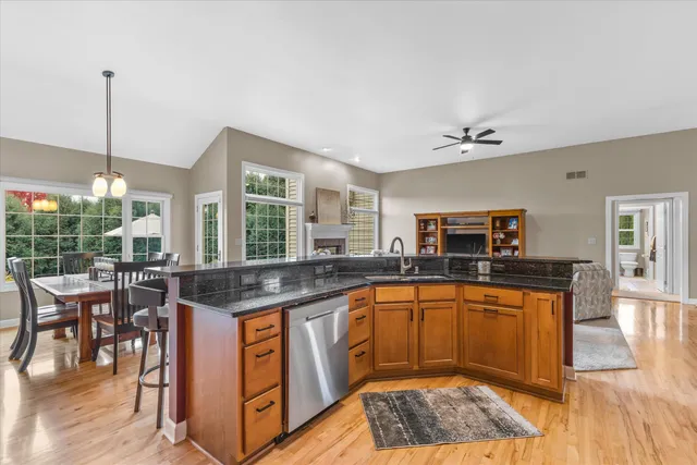 $725,000 | 9611 82nd Place, Pleasant Prairie, WI 53158