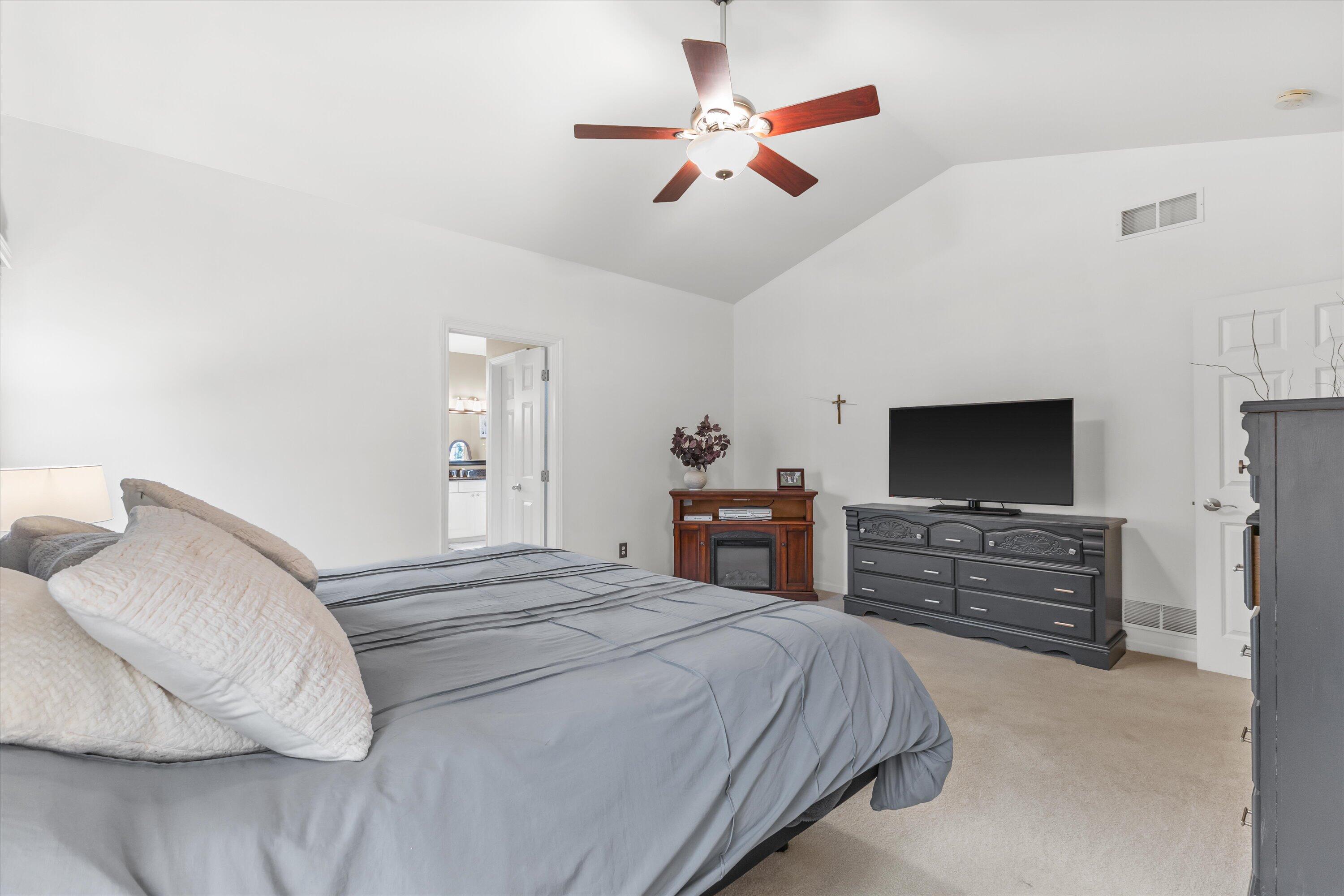 9611 82nd Place Pleasant Prairie, WI 53158 - Photo 17 of 52 Large room gives plenty of space.