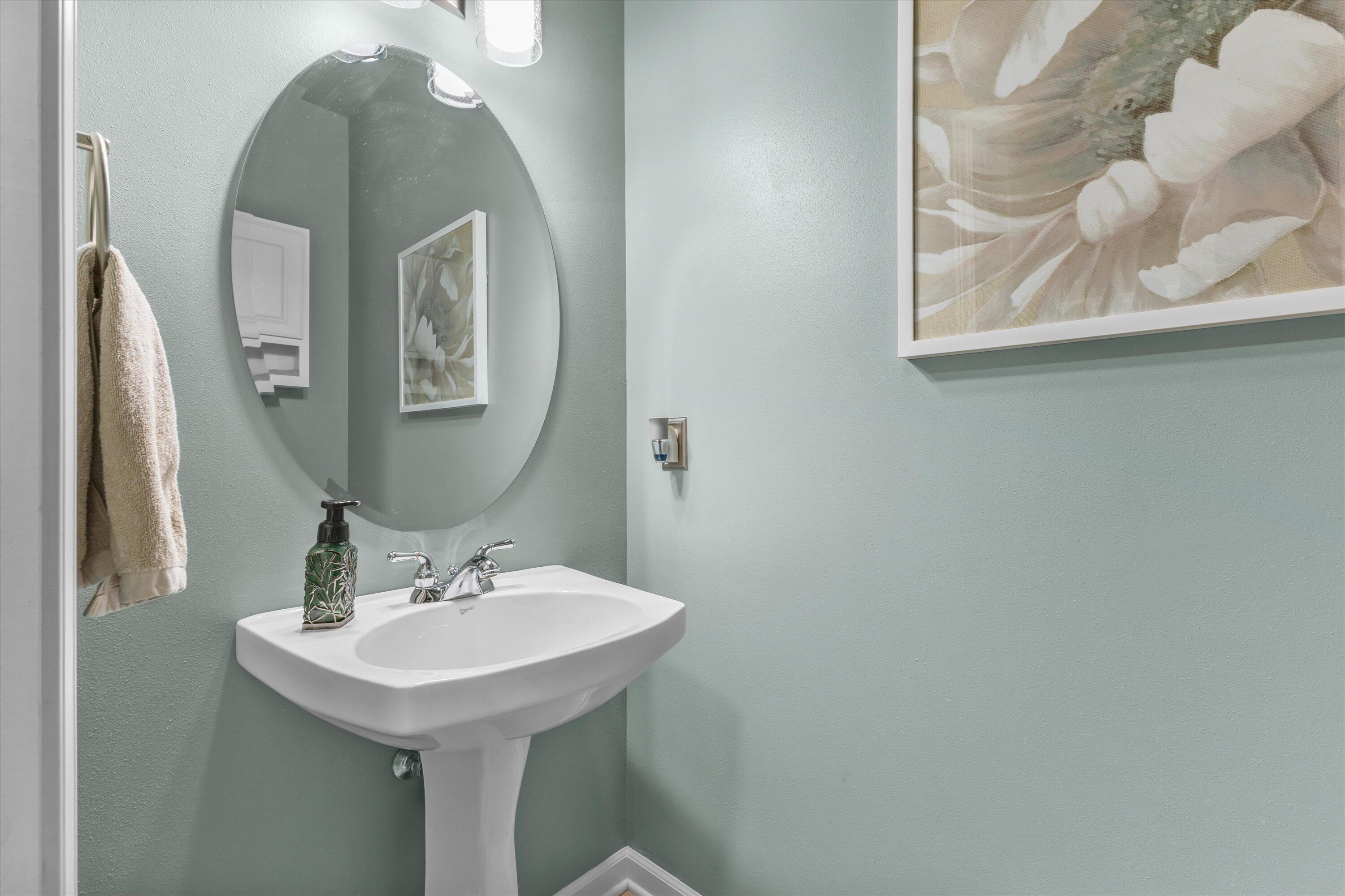 9611 82nd Place Pleasant Prairie, WI 53158 - Photo 25 of 52 half bath on main