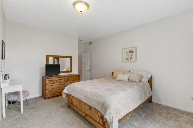 $725,000 | 9611 82nd Place, Pleasant Prairie, WI 53158