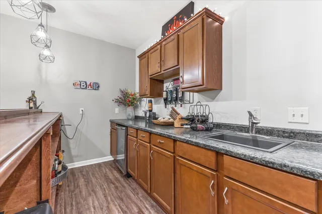 $725,000 | 9611 82nd Place, Pleasant Prairie, WI 53158