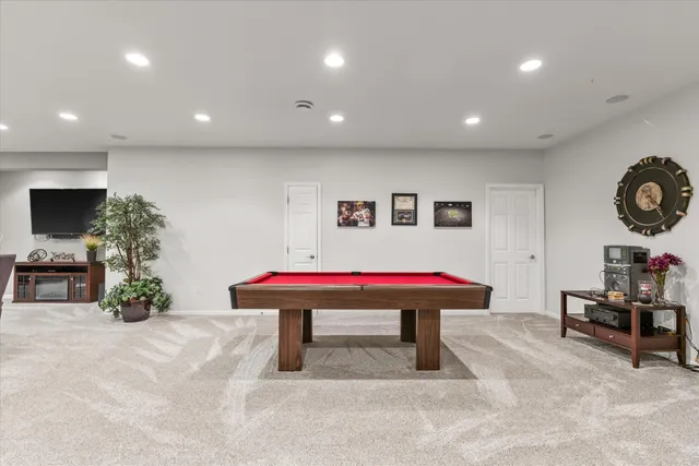 $725,000 | 9611 82nd Place, Pleasant Prairie, WI 53158