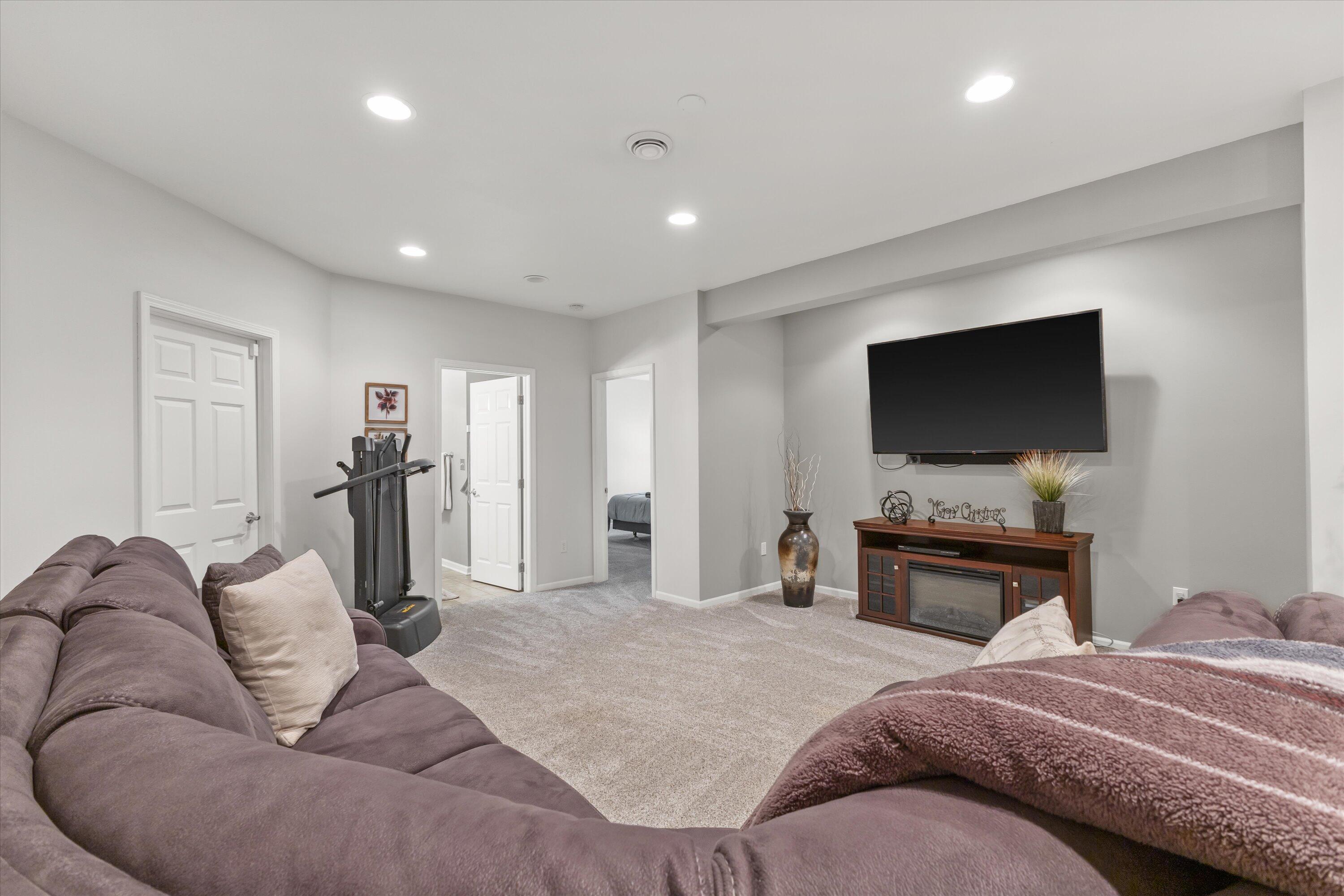 9611 82nd Place Pleasant Prairie, WI 53158 - Photo 40 of 52 entrance to 5th bed and bath