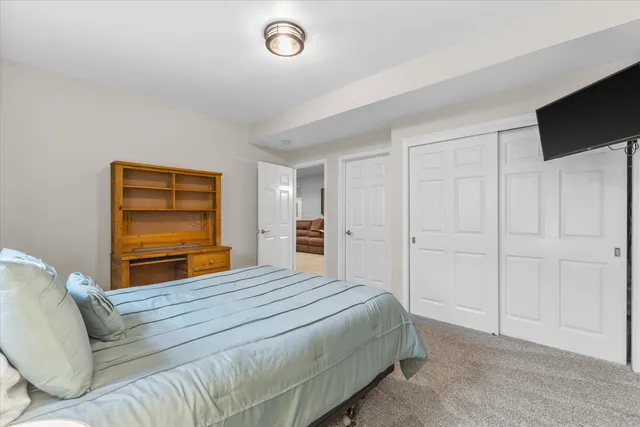 $725,000 | 9611 82nd Place, Pleasant Prairie, WI 53158