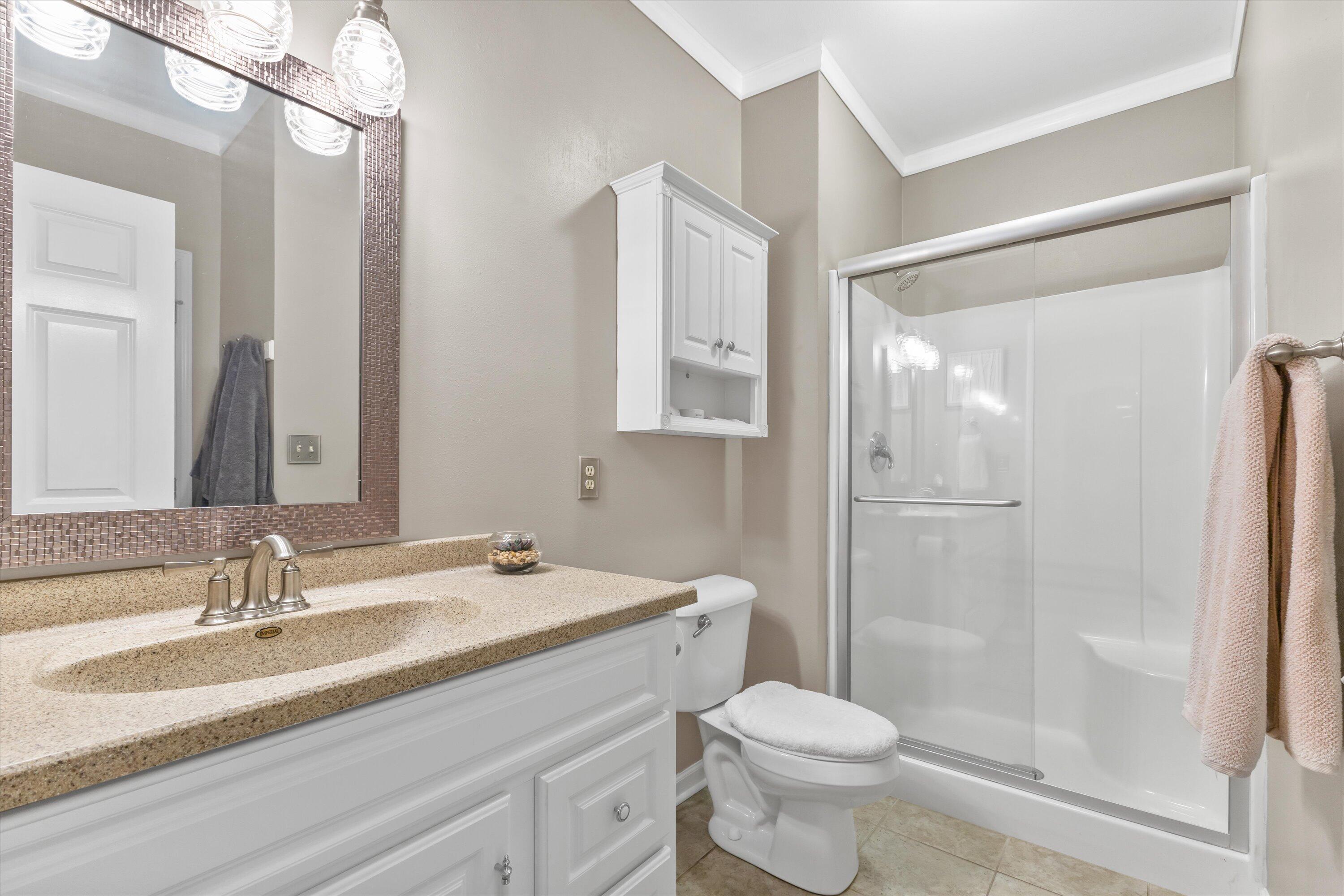 9611 82nd Place Pleasant Prairie, WI 53158 - Photo 44 of 52 spacious full bath