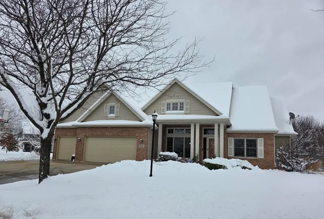 $725,000 | 9611 82nd Place, Pleasant Prairie, WI 53158