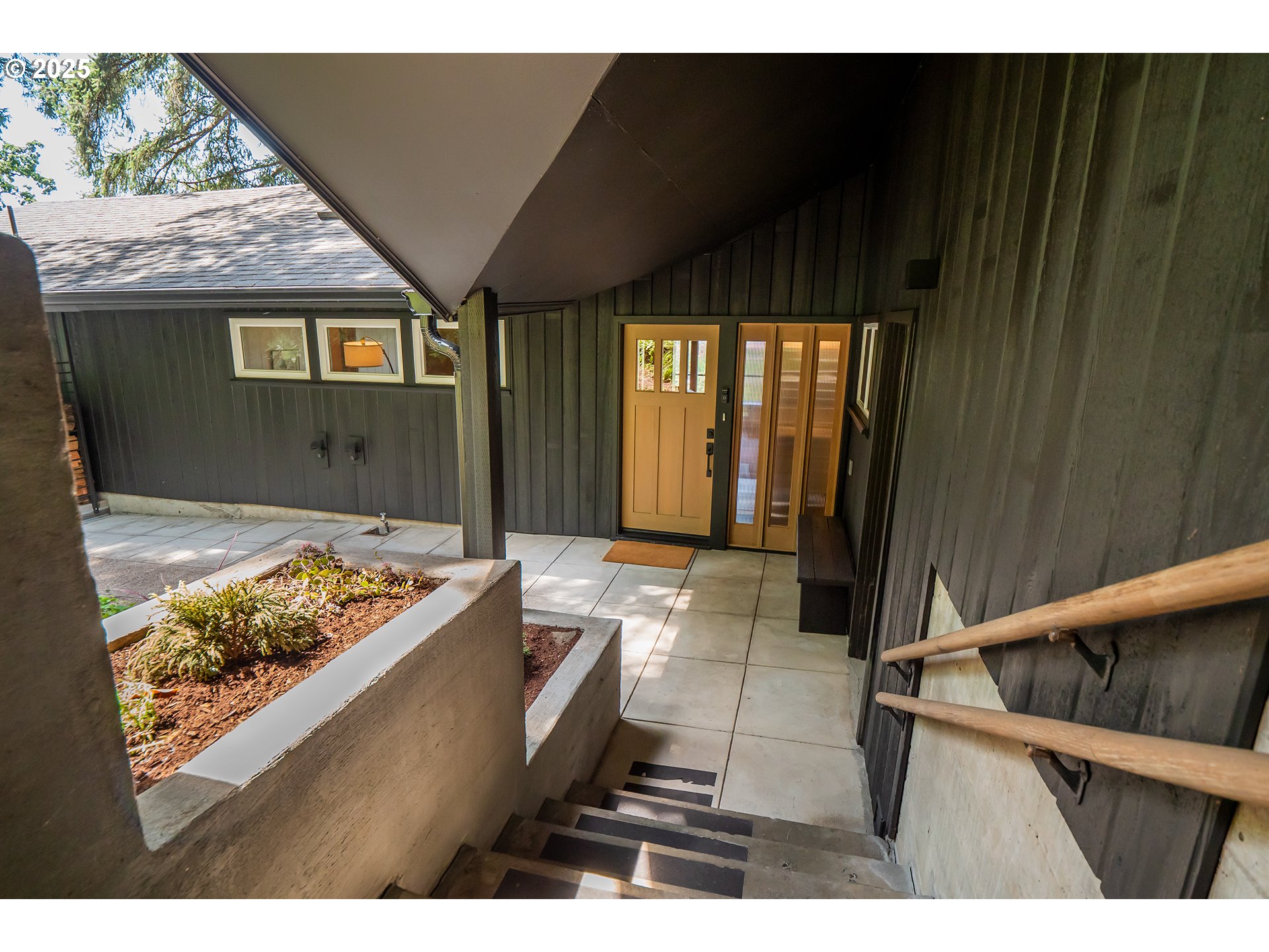 275 Sunset Drive Eugene, OR 97403 - Photo 30 of 45