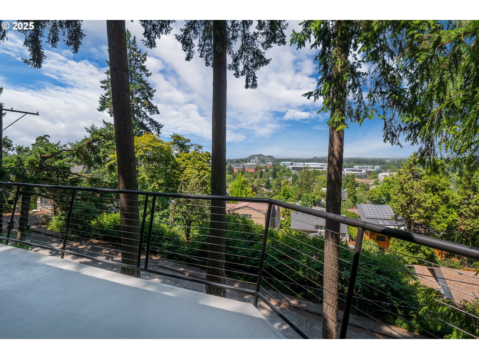 275 Sunset Drive Eugene, OR 97403 - Photo 38 of 45 a view of a balcony